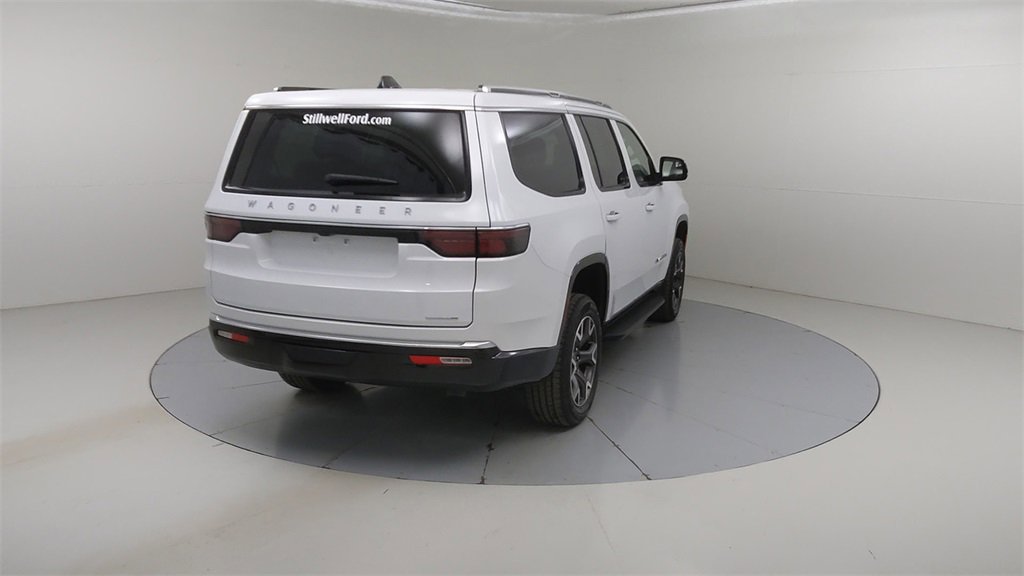 Used 2024 Jeep Wagoneer Series III image 16