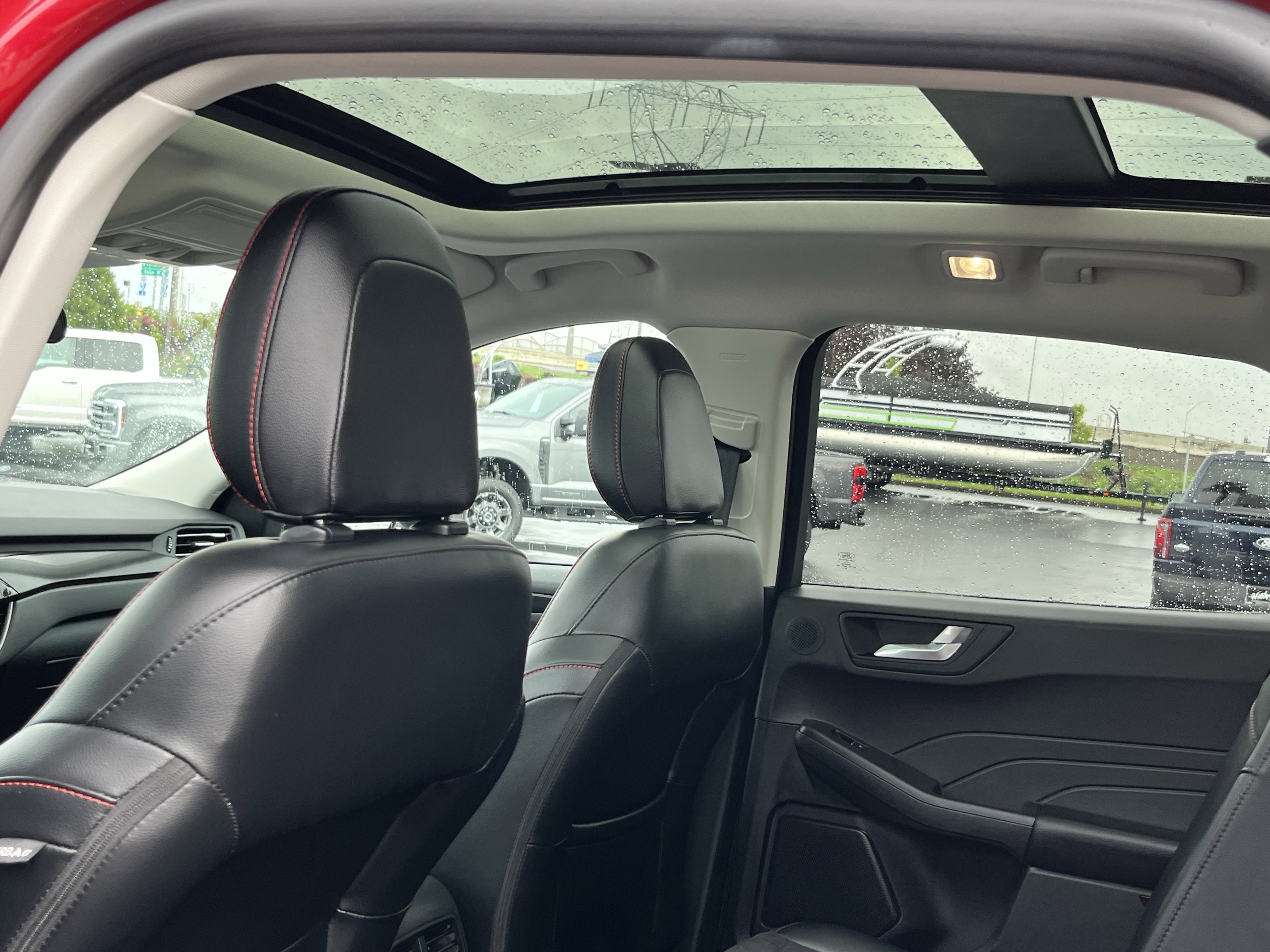 Certified 2022 Ford Escape SEL w/ SEL Stealth AWD Package image 12