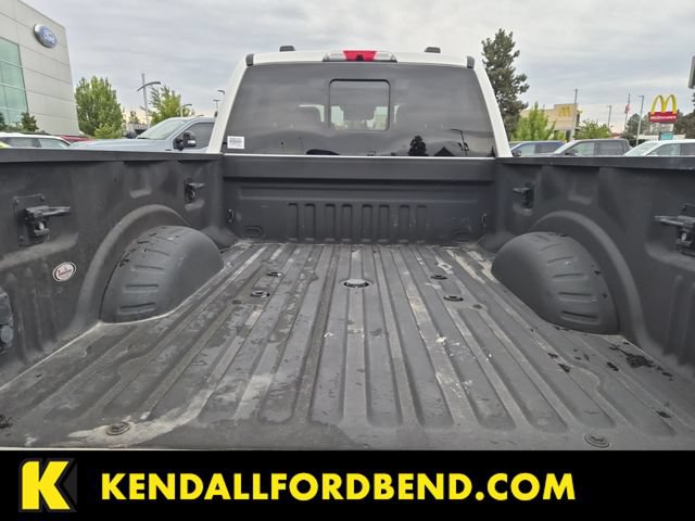 Certified 2023 Ford F350 Platinum w/ Tremor Off-Road Package AWD/4WD image 23