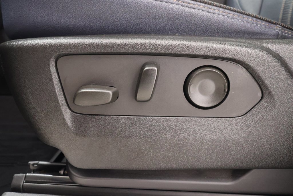 Used 2022 Chevrolet Silverado 1500 High Country w/ High Country Premium Package image 18