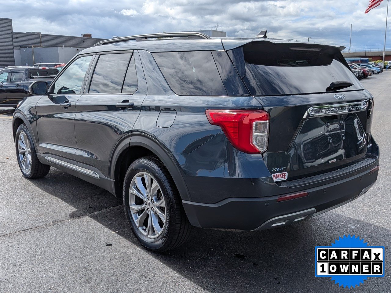 Certified 2024 Ford Explorer XLT w/ Equipment Group 202A AWD/4WD image 6