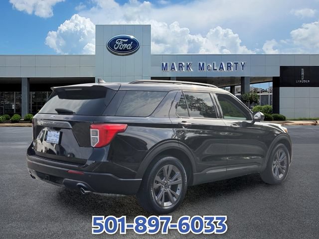 Certified 2024 Ford Explorer XLT w/ Equipment Group 202A RWD image 5