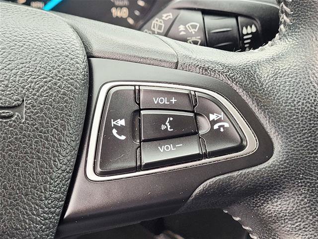 Certified 2019 Ford Escape SE FWD image 33