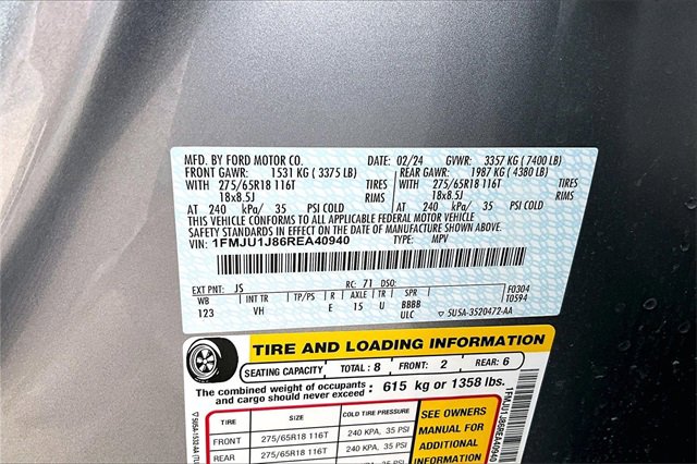 Certified 2024 Ford Expedition XLT image 32