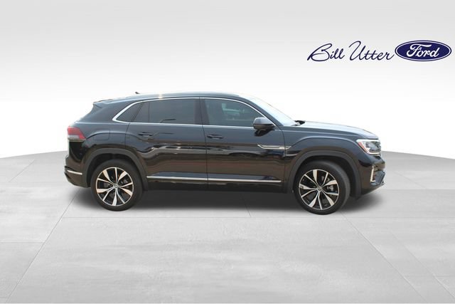 Used 2024 Volkswagen Atlas Cross Sport SEL Premium R-Line AWD/4WD image 4
