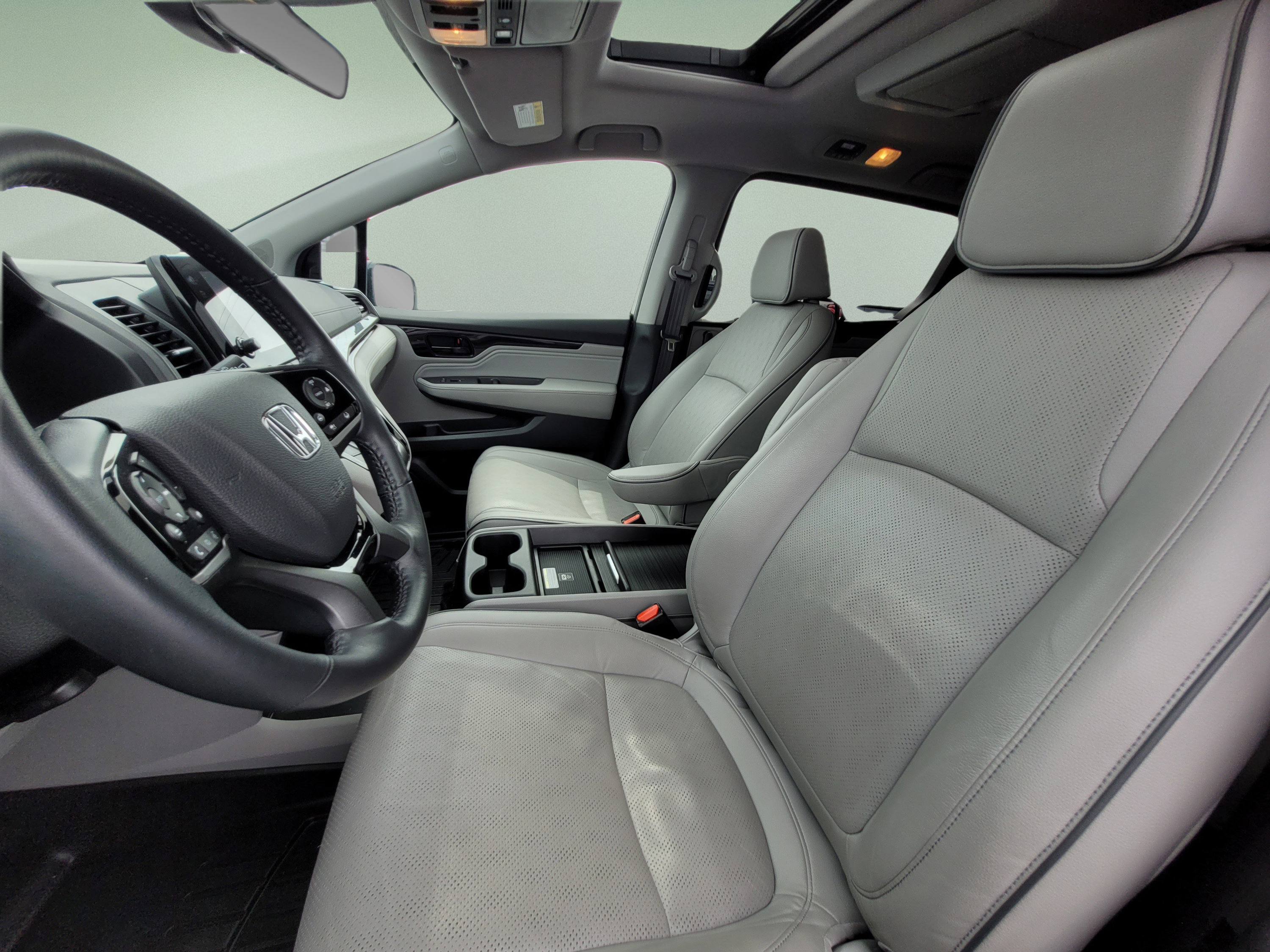 Used 2024 Honda Odyssey Elite image 29