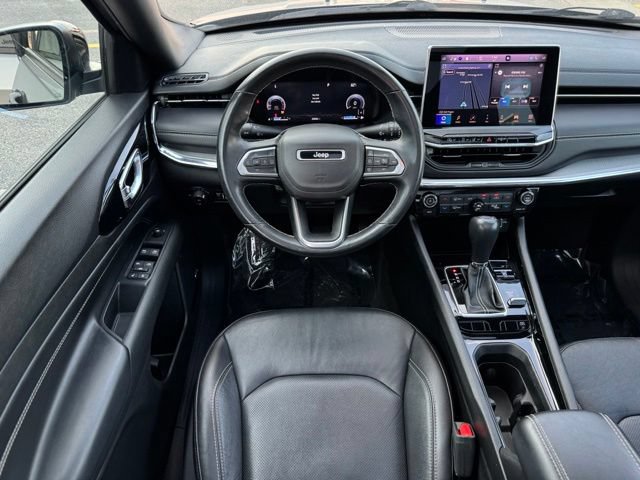 Used 2022 Jeep Compass High Altitude AWD/4WD image 10