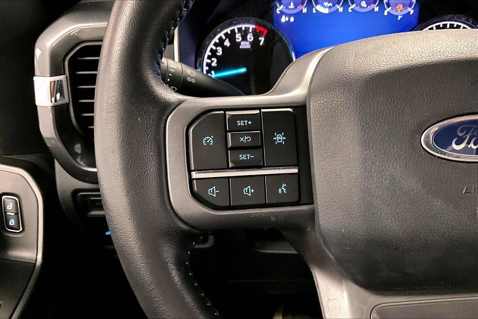 Certified 2022 Ford F150 XLT w/ Equipment Group 302A High image 17