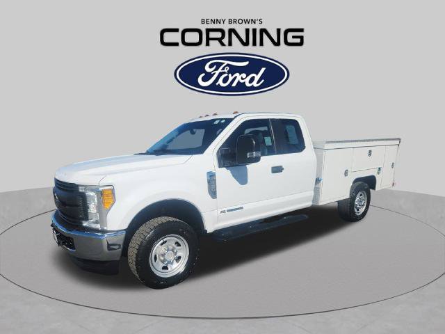 Certified 2017 Ford F350 4x4 SuperCab Super Duty image 1