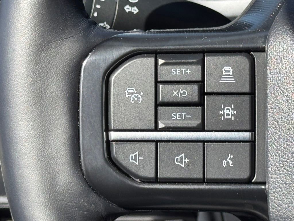 Certified 2025 Ford F150 Platinum w/ Equipment Group 702A High AWD/4WD image 23