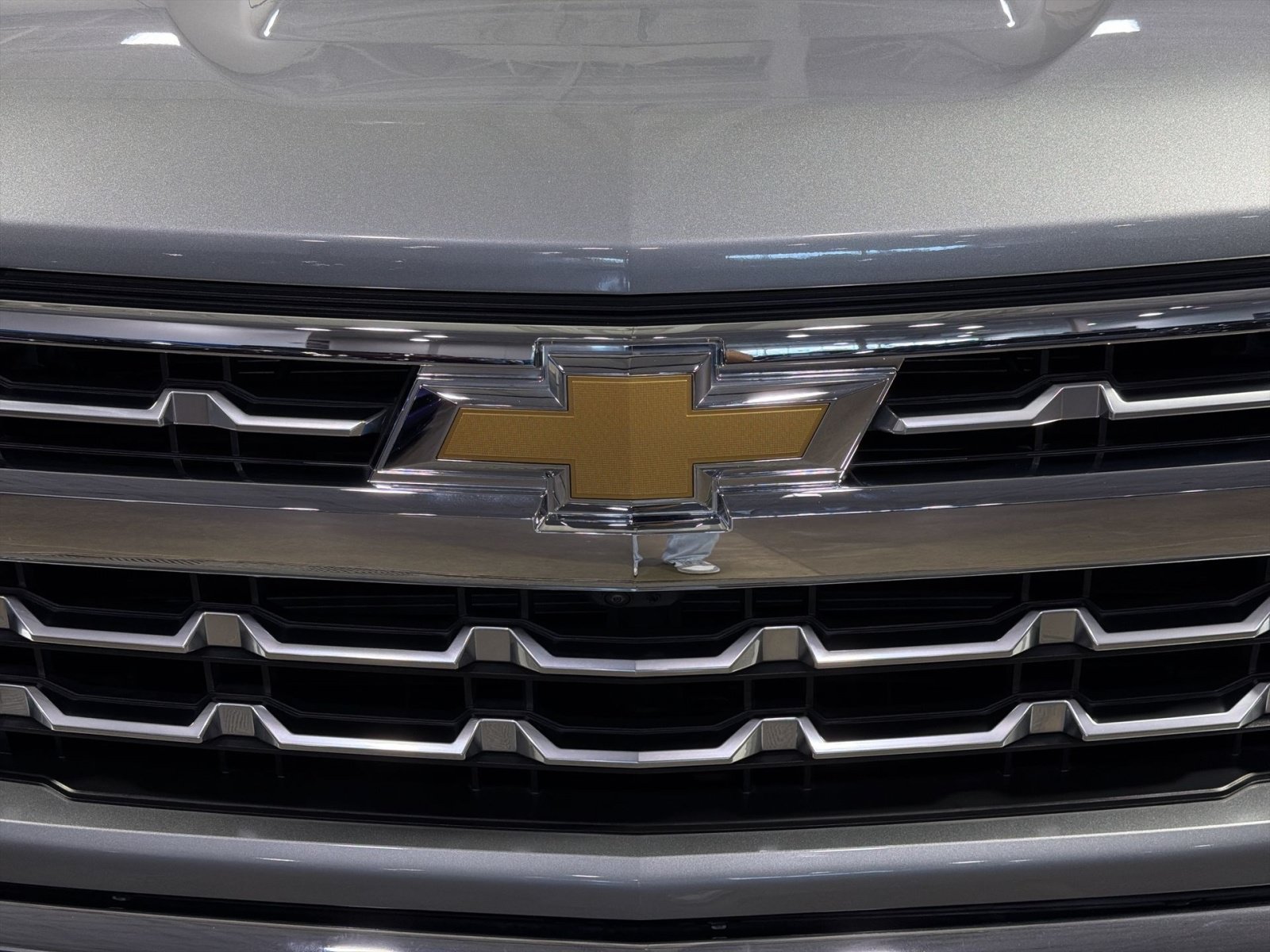 Used 2024 Chevrolet Silverado 1500 LTZ w/ LTZ Convenience Package II AWD/4WD image 12