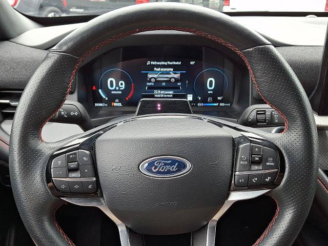 Certified 2025 Ford Explorer ST-Line AWD/4WD image 19