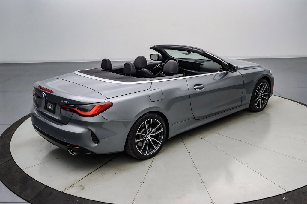 Used 2025 BMW 430i Convertible w/ Premium Package image 6