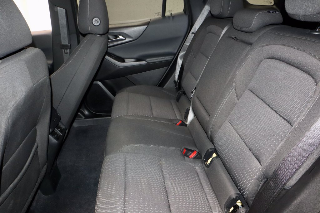 Used 2025 Chevrolet Equinox LT FWD image 22