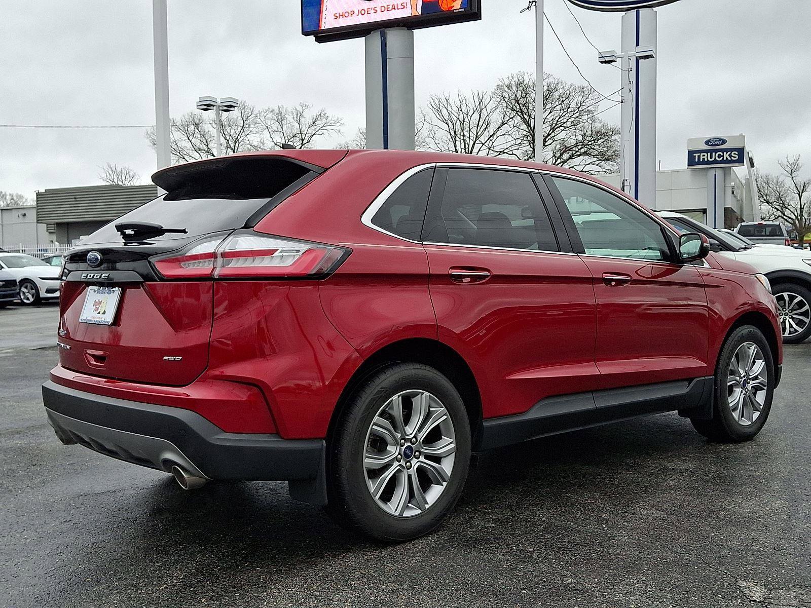 Certified 2022 Ford Edge Titanium image 6