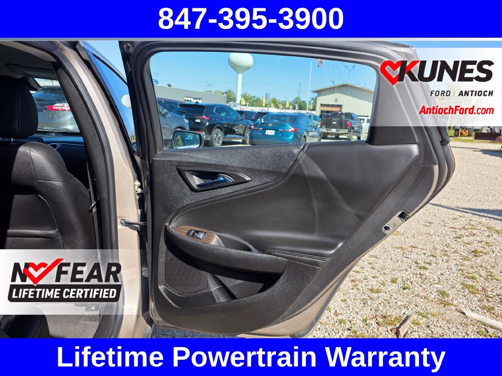 Used 2024 Chevrolet Malibu LT FWD image 36