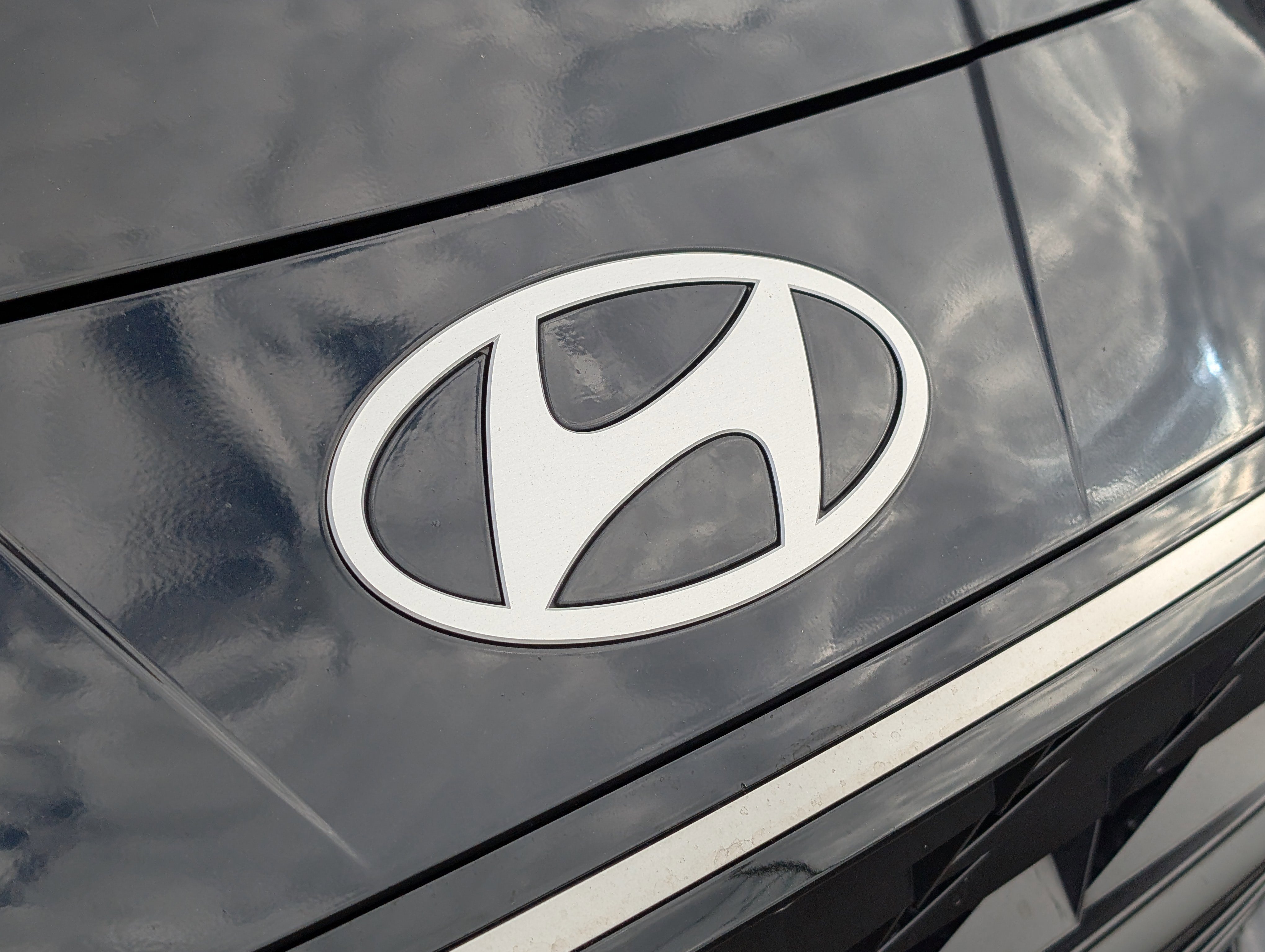 Used 2025 Hyundai Elantra SEL image 11