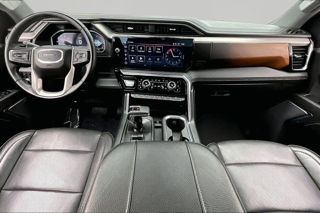 Used 2023 GMC Sierra 1500 Denali w/ Technology Package AWD/4WD image 16