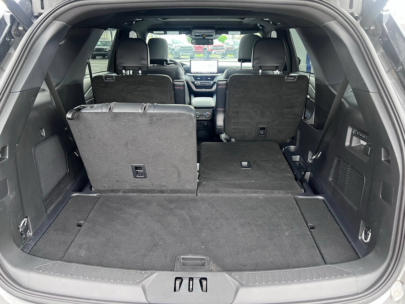 Certified 2025 Ford Explorer ST w/ Sun And Sound Package AWD/4WD image 16