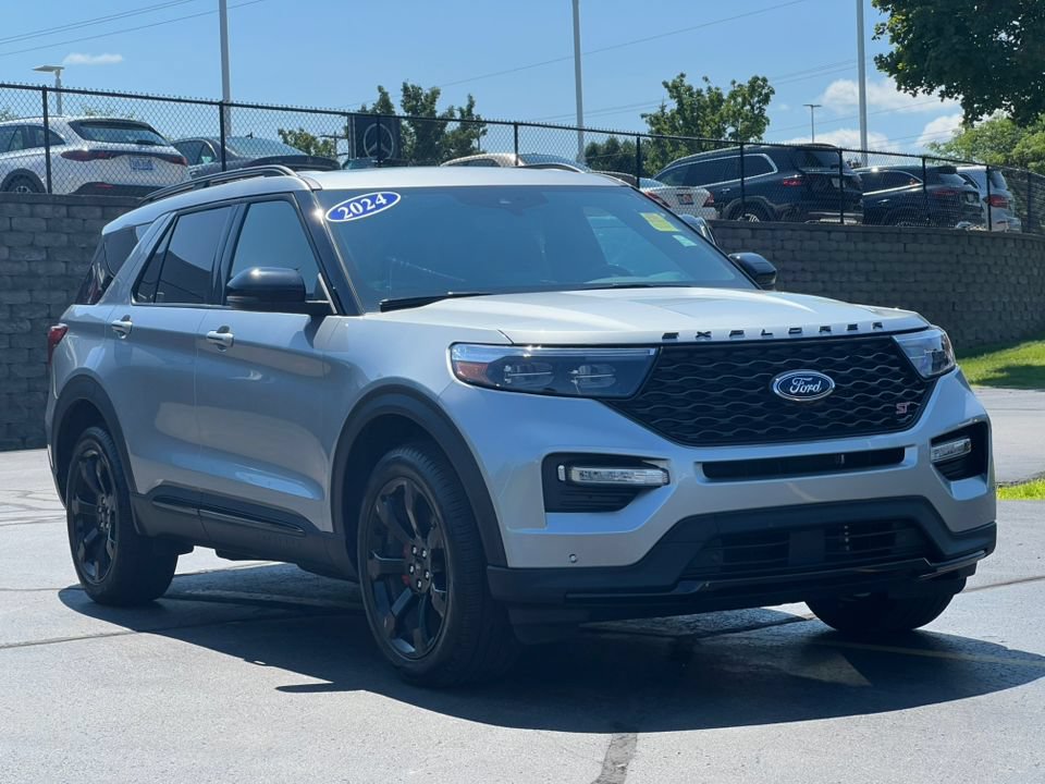 Certified 2024 Ford Explorer ST w/ Equipment Group 401A AWD/4WD image 40