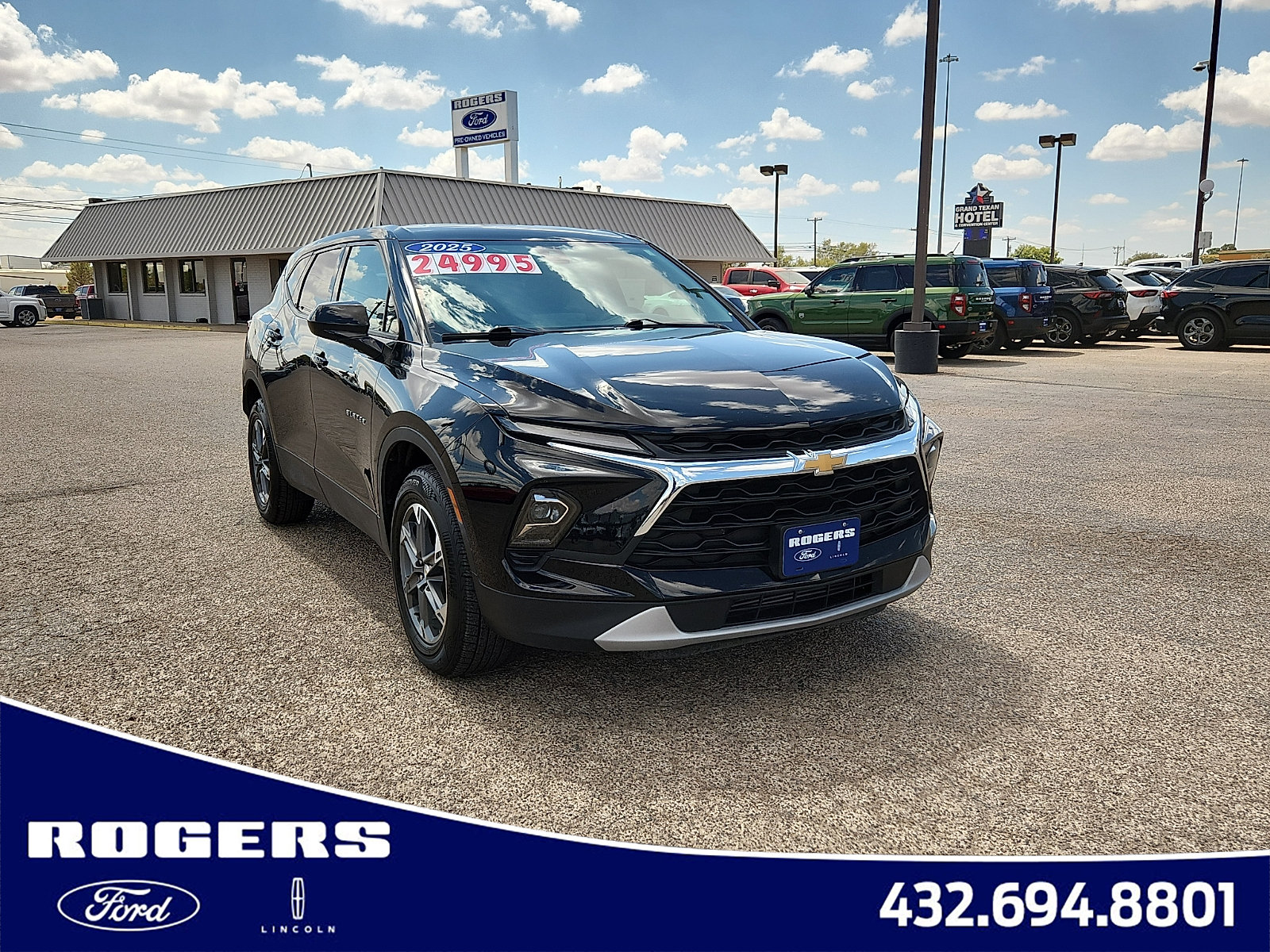 Used 2025 Chevrolet Blazer LT