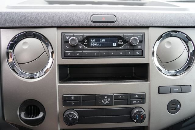 Certified 2023 Ford F650 2WD Regular Cab Super Duty image 13