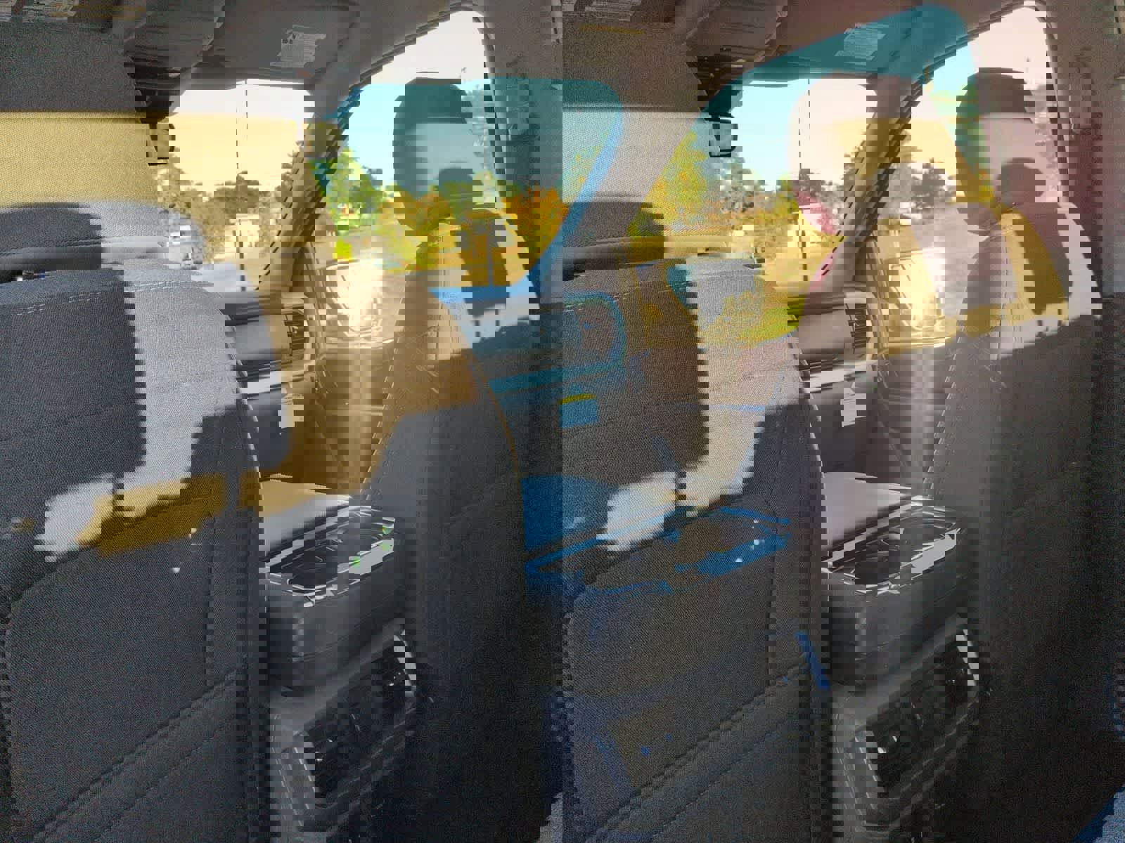 Certified 2022 Ford F150 XLT w/ Equipment Group 302A High image 19