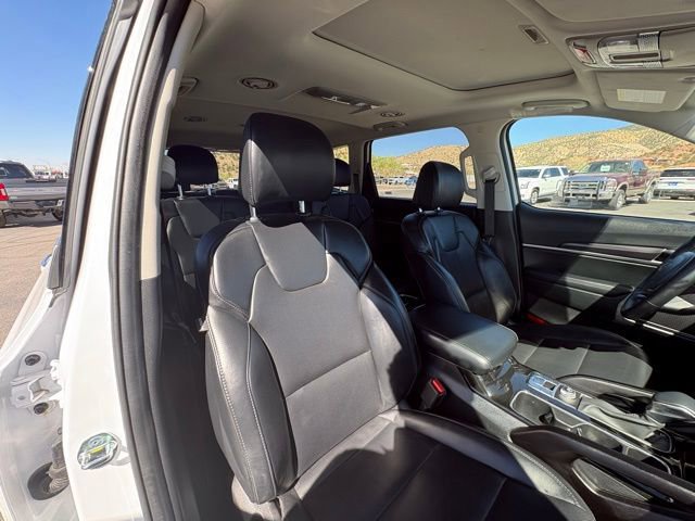 Used 2025 Kia Telluride S FWD image 24