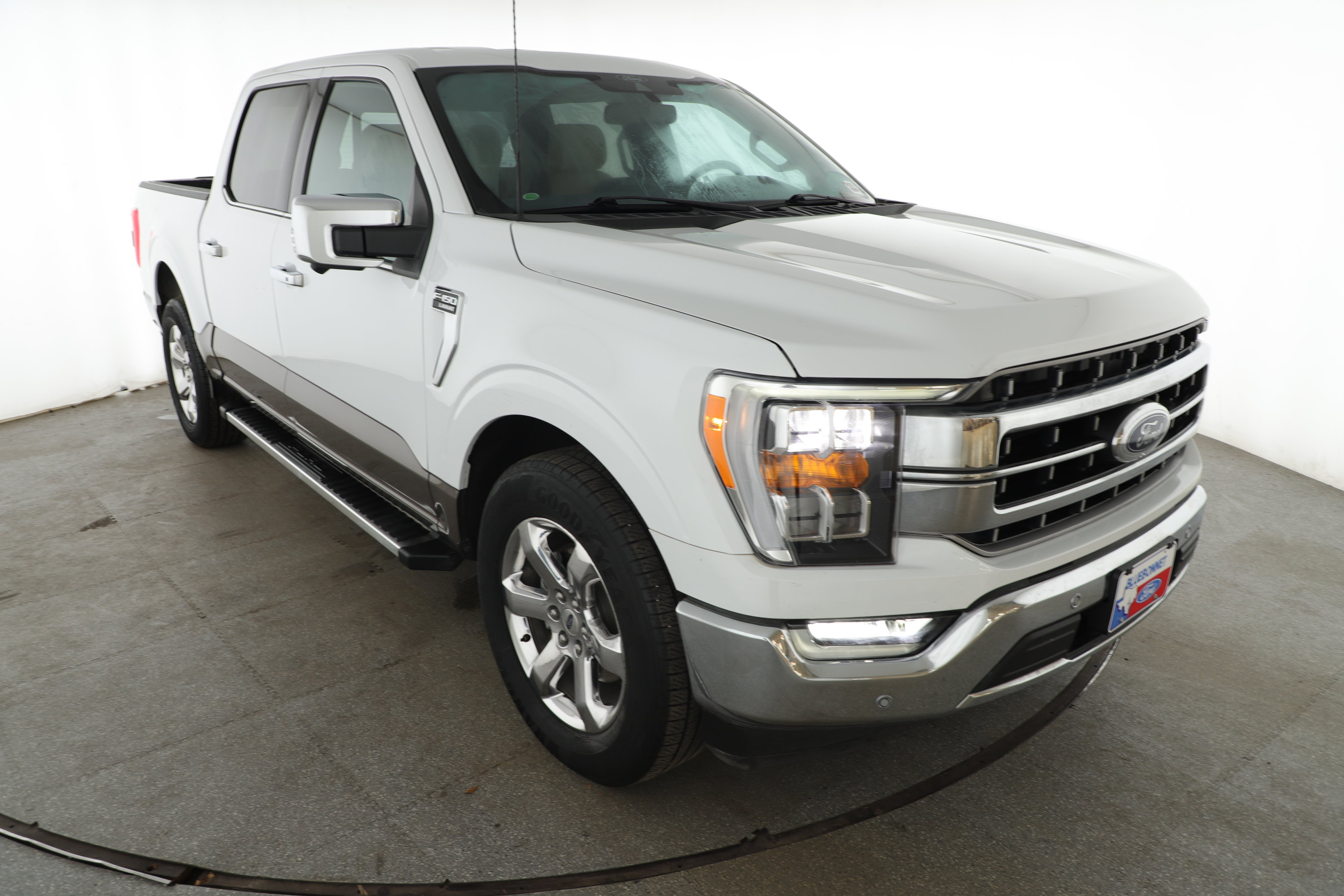 Certified 2022 Ford F150 Lariat RWD image 3