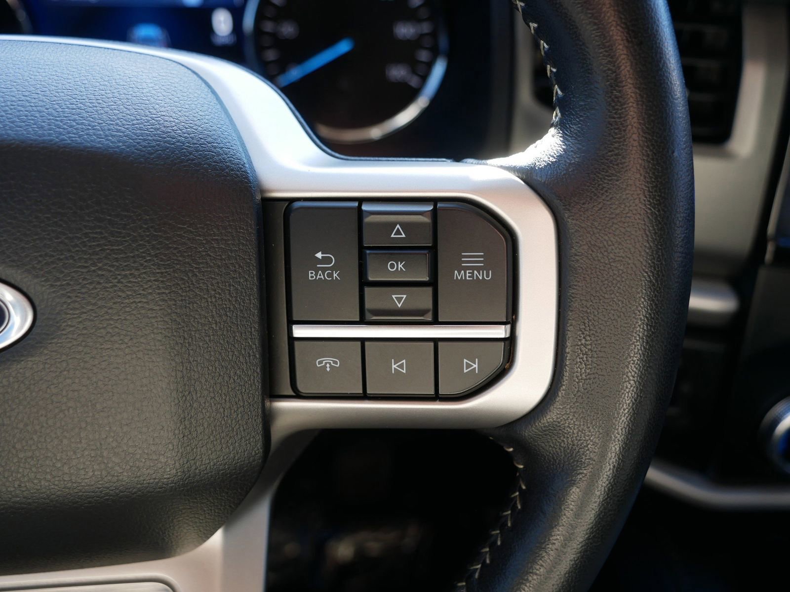 Certified 2024 Ford Expedition XLT image 31