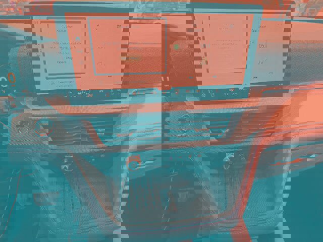 Certified 2025 Ford Explorer ST-Line w/ Premium Package image 10