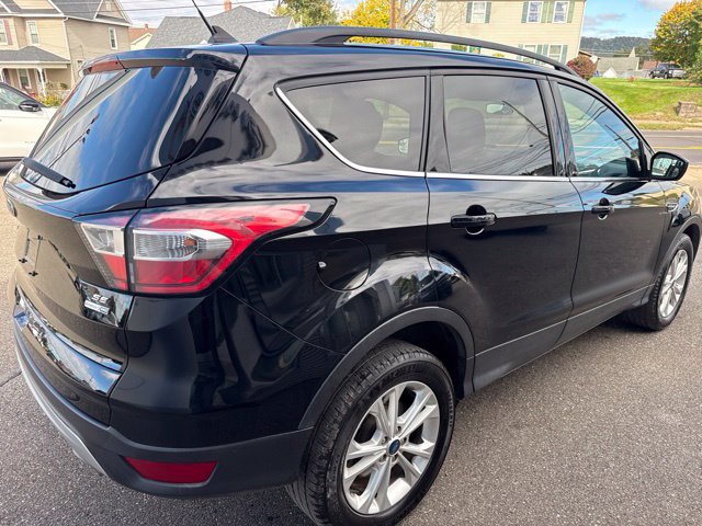 Certified 2018 Ford Escape SE w/ SE Sync 3 Package AWD/4WD image 6