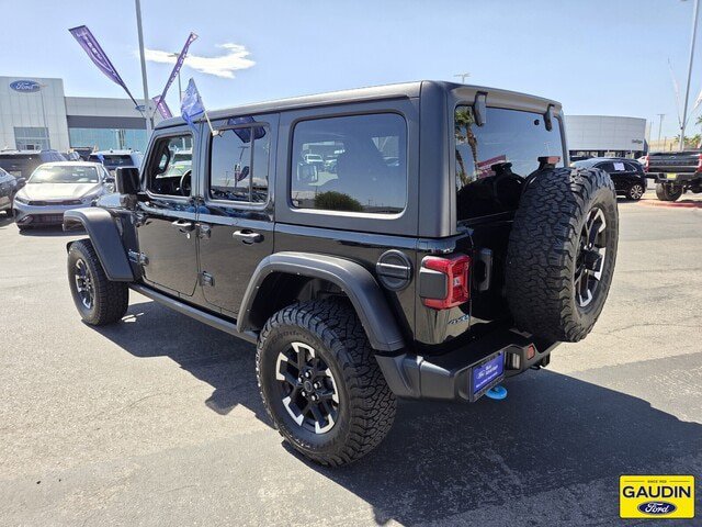 Used 2024 Jeep Wrangler Unlimited Rubicon 4xe AWD/4WD image 5