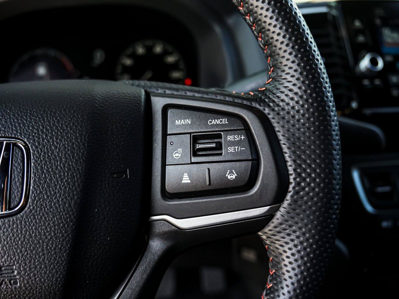 Used 2025 Honda Ridgeline TrailSport image 15