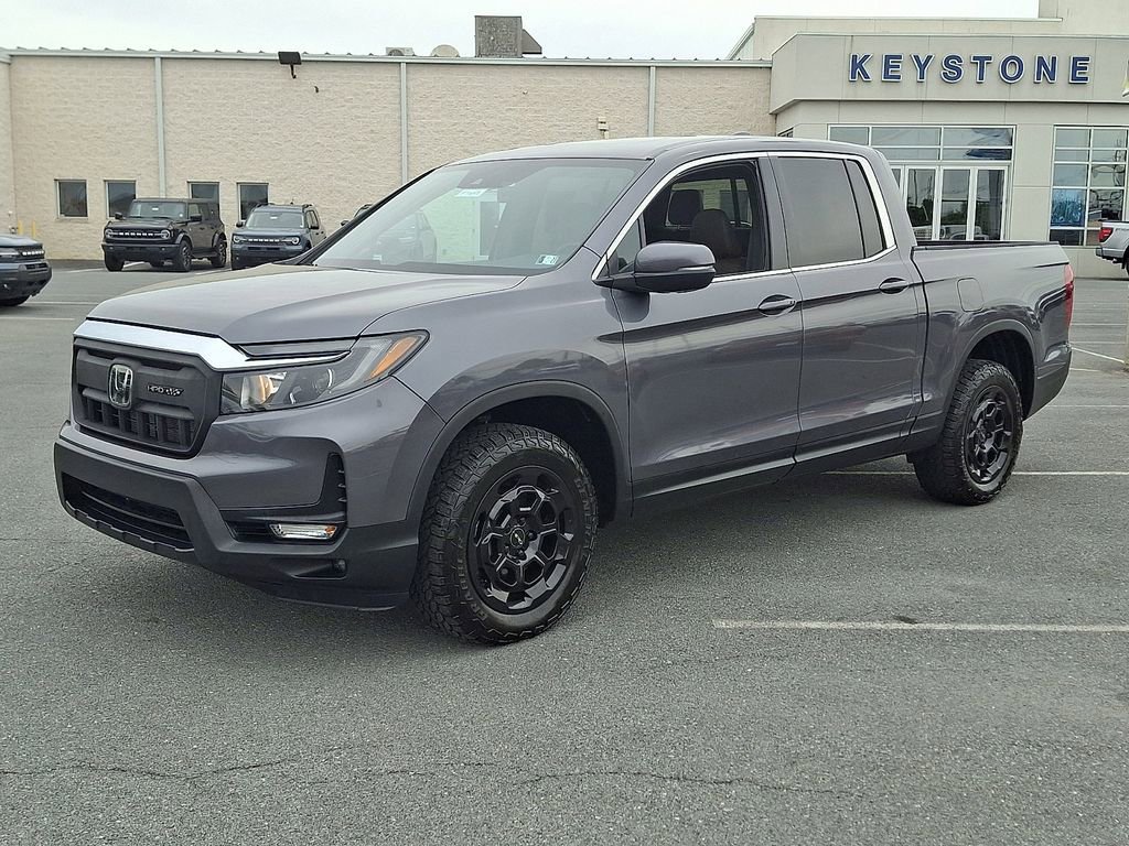 Used 2025 Honda Ridgeline RTL+ image 3