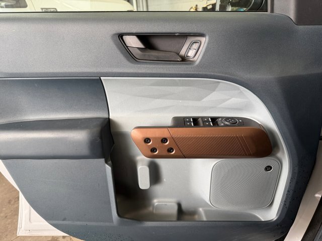 Certified 2024 Ford Maverick Lariat FWD image 13