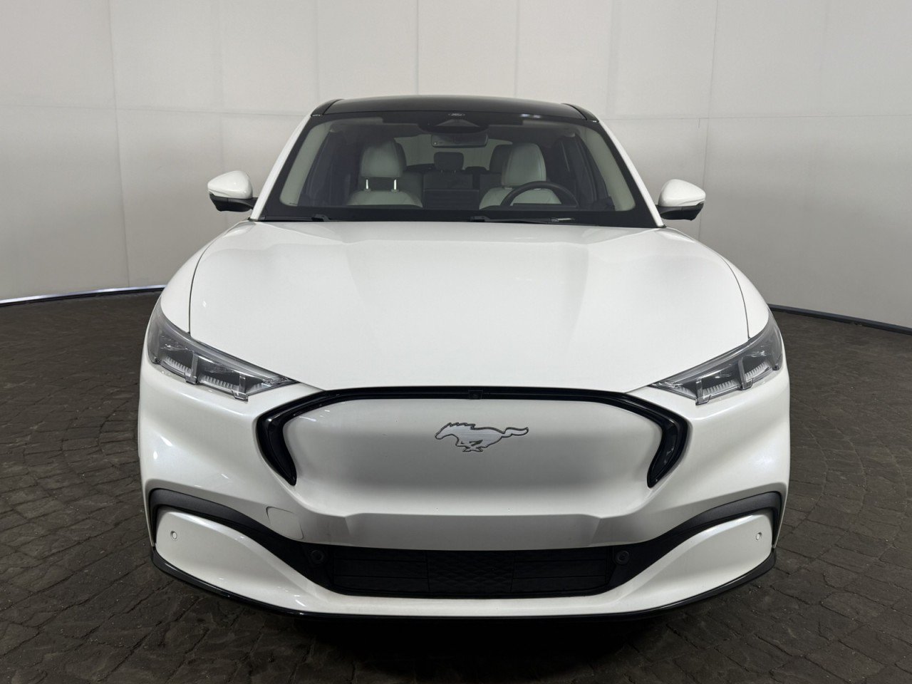 Certified 2022 Ford Mustang Mach-E Premium w/ Ice White Appearance Package AWD/4WD image 2