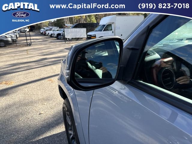 Used 2019 Toyota Tacoma TRD Sport image 12