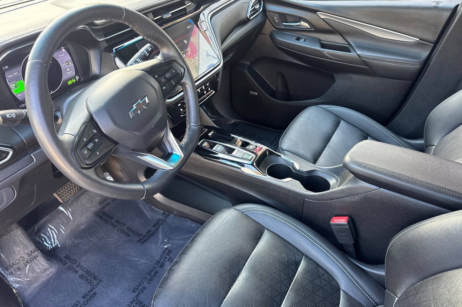 Used 2023 Chevrolet Bolt LT w/ Infotainment Package FWD image 10