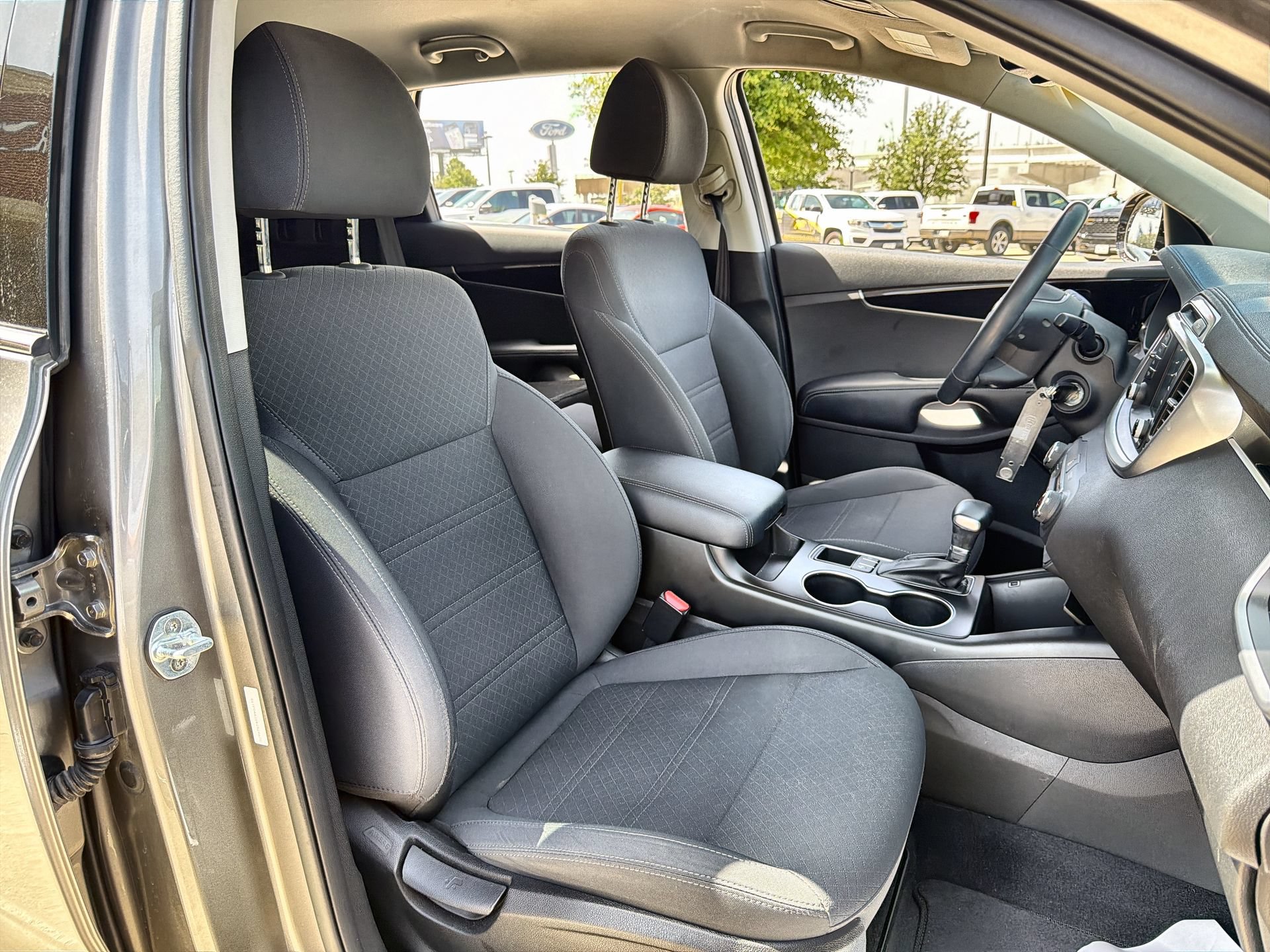 Used 2019 Kia Sorento FWD w/ LX Convenience Package image 24
