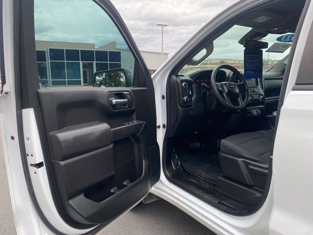 Used 2023 GMC Sierra 1500 Pro w/ Pro Value Package AWD/4WD image 10