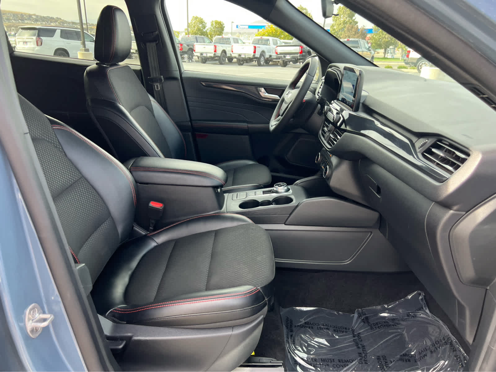 Certified 2025 Ford Escape ST-Line Select AWD/4WD image 20