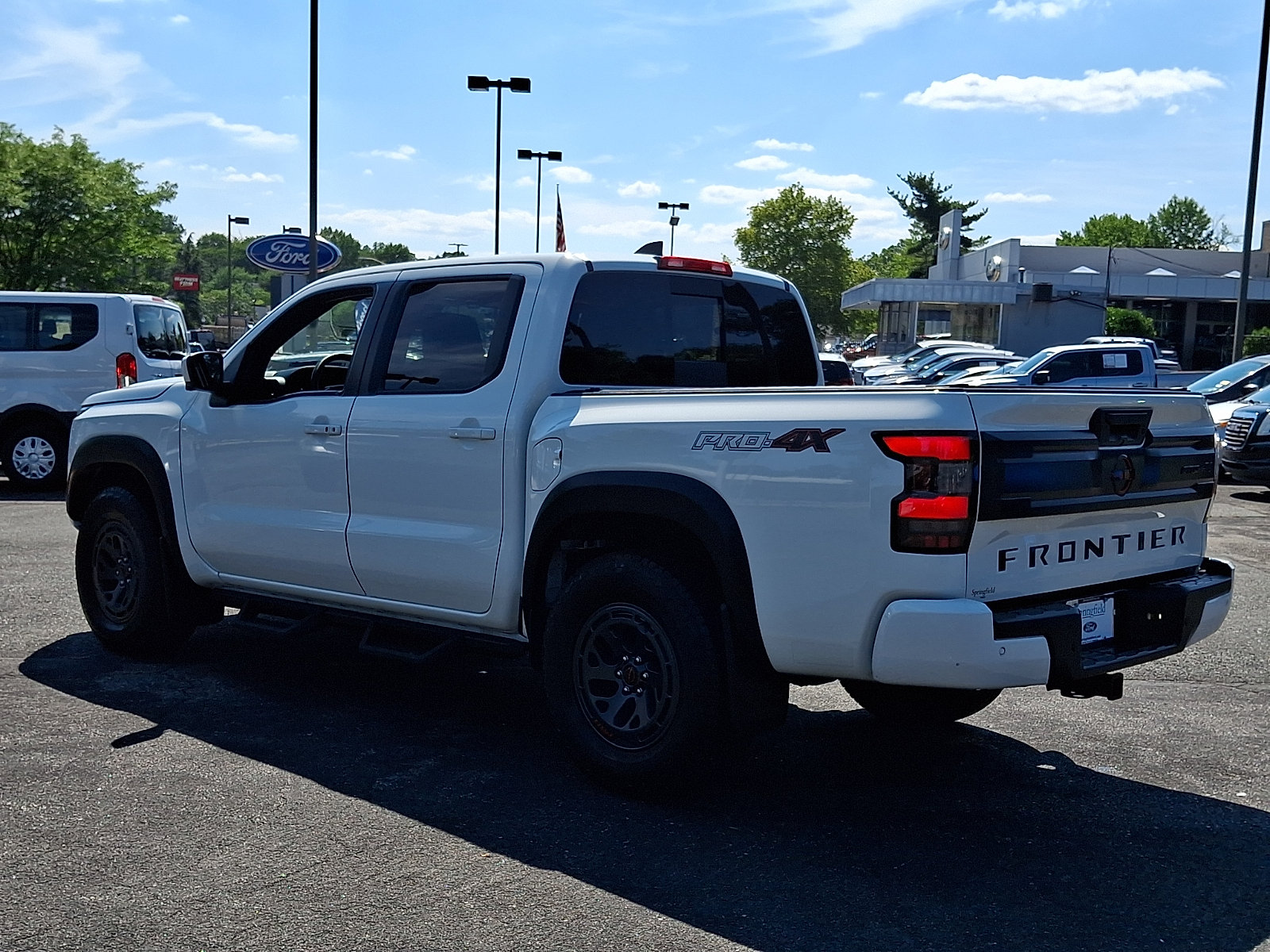 Used 2026 Nissan Frontier PRO-4X w/ Pro-4x Convenience Package AWD/4WD image 4
