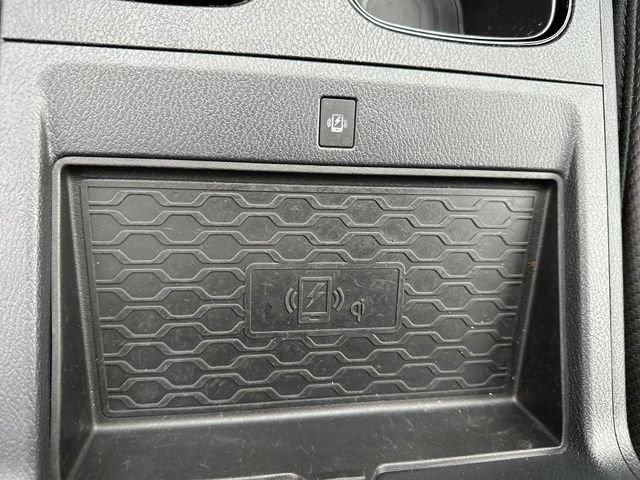 Used 2022 Nissan Frontier PRO-4X w/ Pro-4X Premium Package AWD/4WD image 41