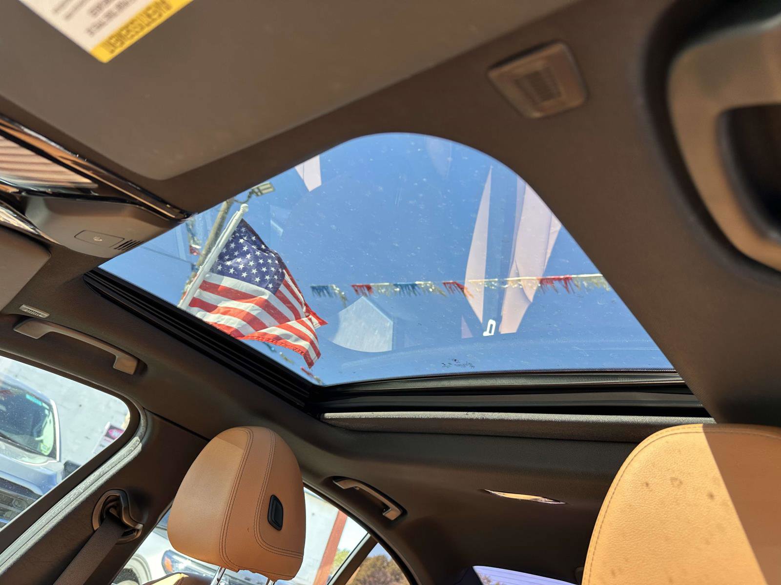 Used 2021 BMW 330i xDrive Sedan w/ Premium Package image 14