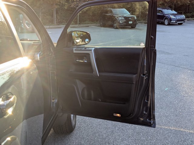 Used 2024 Toyota 4Runner SR5 image 35