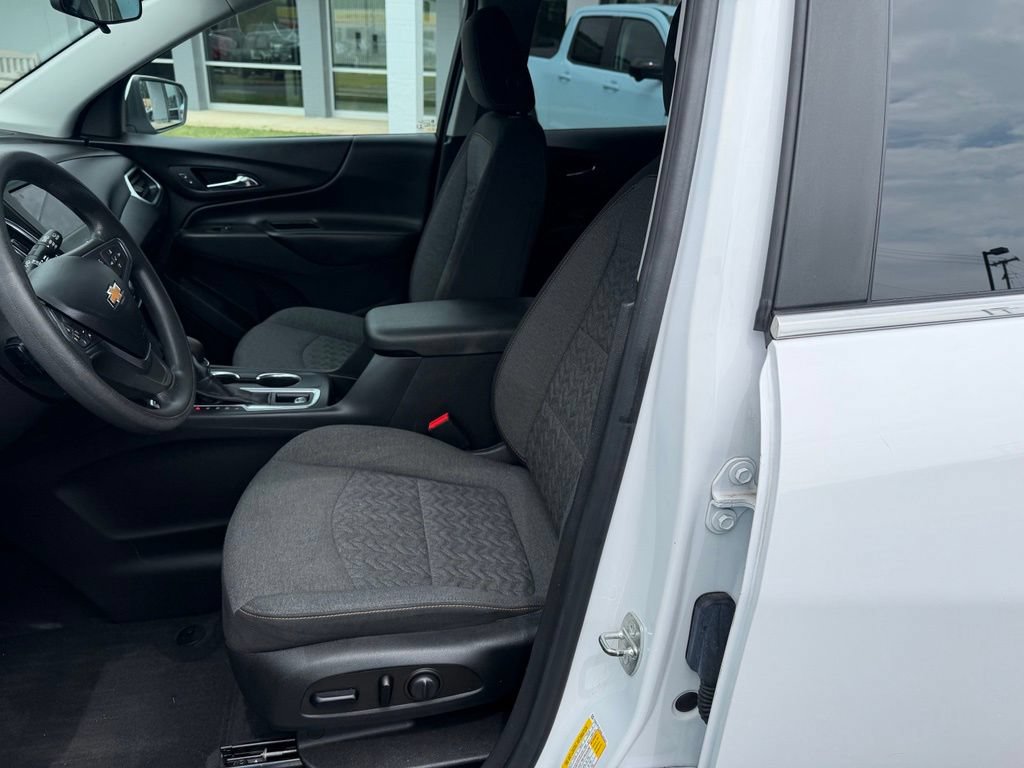 Used 2022 Chevrolet Equinox LT AWD/4WD image 9