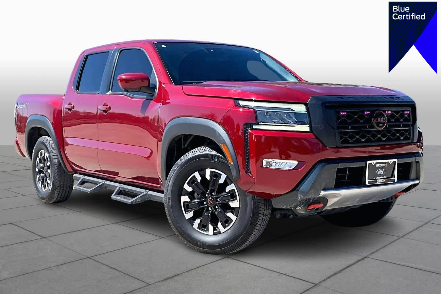 Used 2022 Nissan Frontier Pro-X image 1