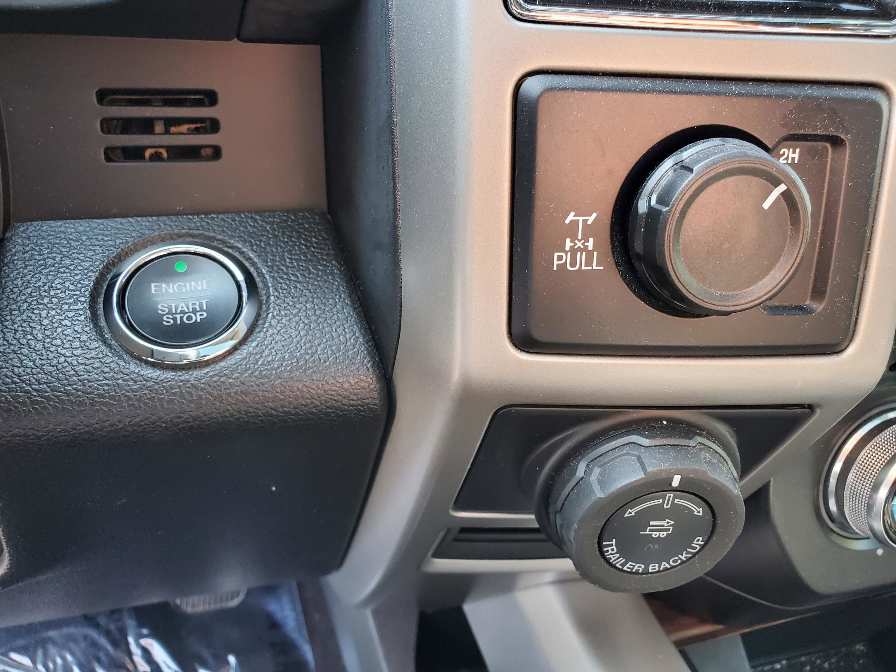 Certified 2018 Ford F150 Lariat w/ Equipment Group 502A Luxury AWD/4WD image 30