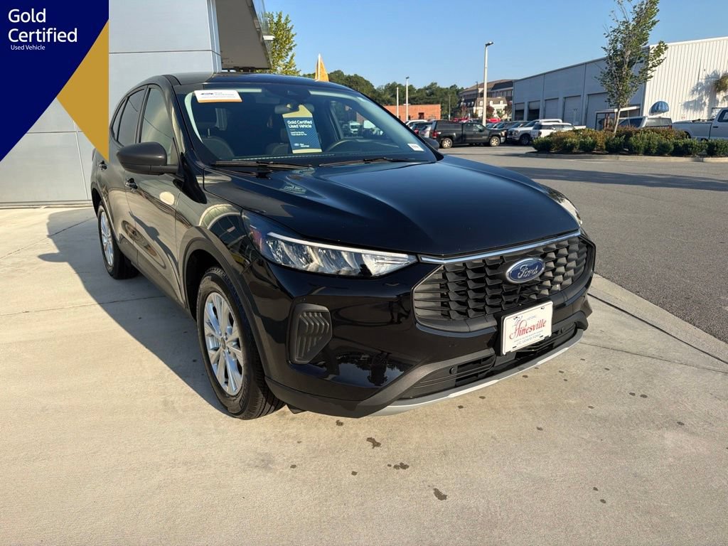Certified 2025 Ford Escape Active FWD image 1